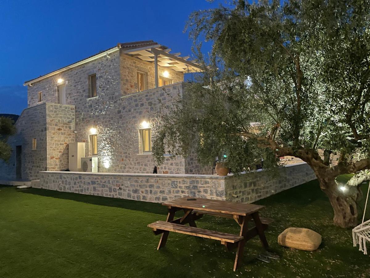 Efmar Exclusive Residences Githio Exterior foto