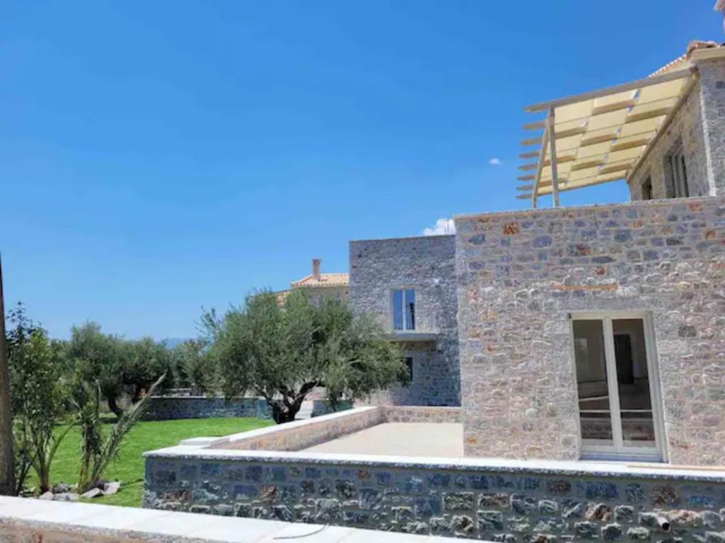 Efmar Exclusive Residences Githio Exterior foto