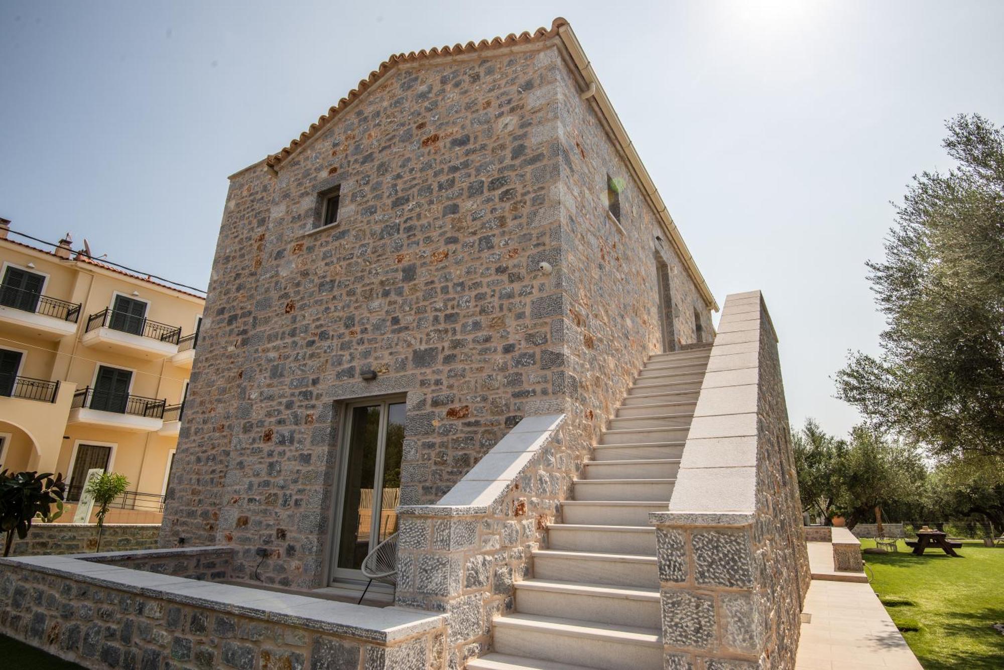 Efmar Exclusive Residences Githio Exterior foto